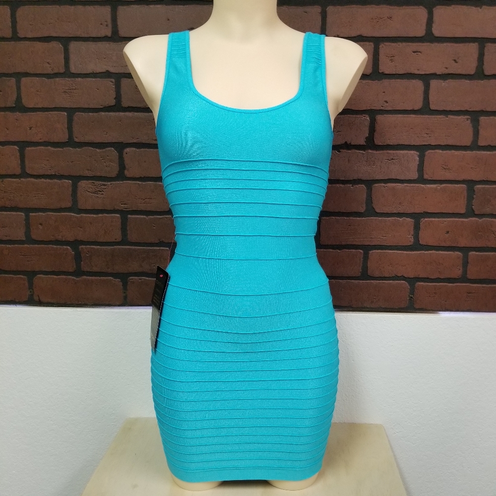 Bebe bandage dress in teal/sky blue in size small
